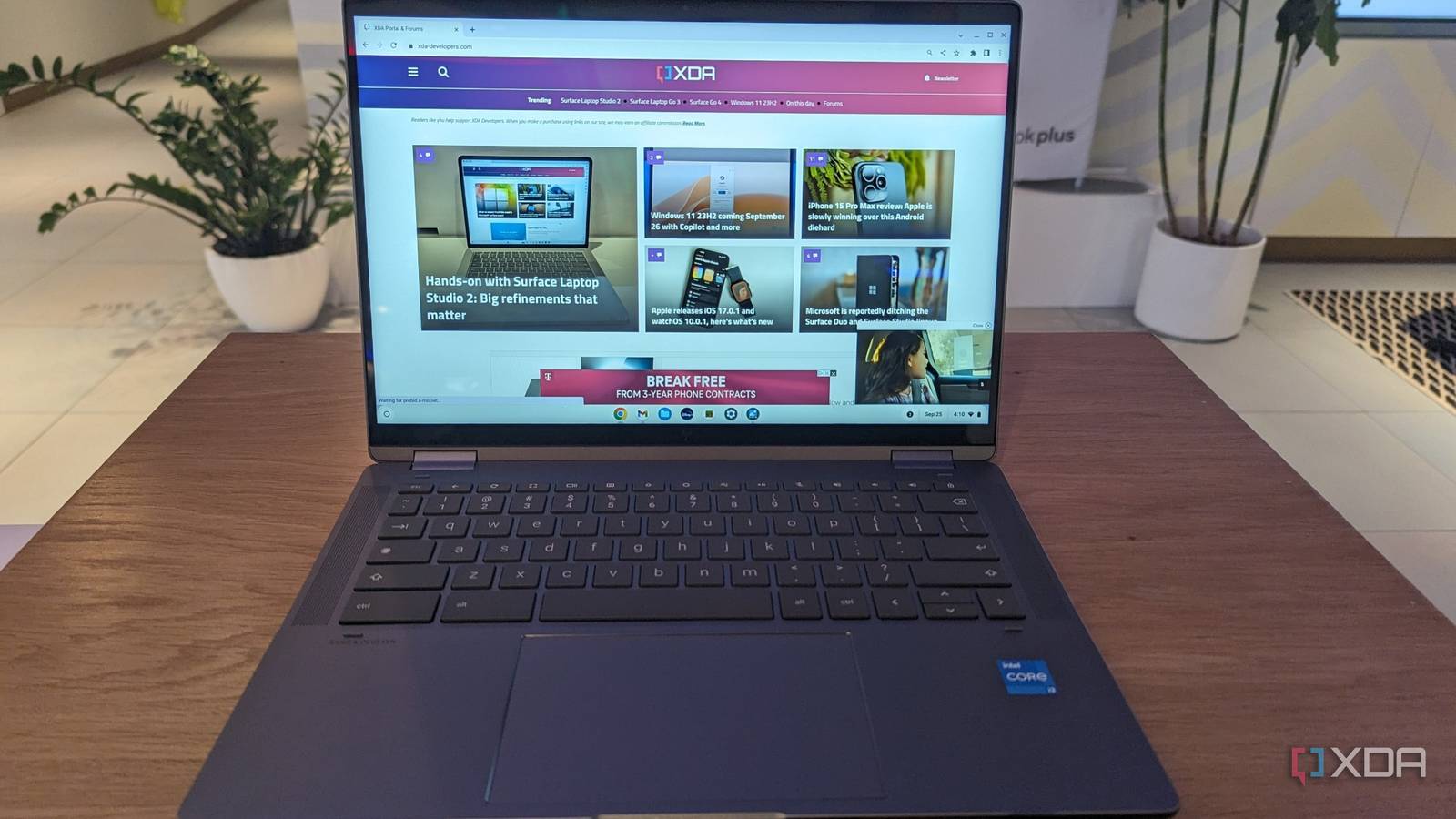 HP Chromebook Plus x360 14c with XDA homepage on the screen