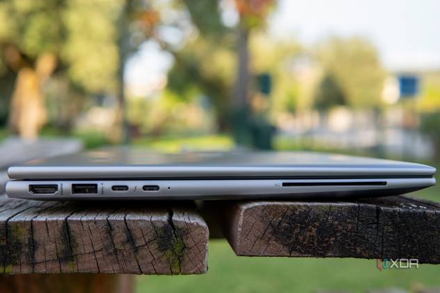 Left-side view of the HP ZBook Firefly 14 G10 with the lid closed, showing an HDMI port, USB Type-A, two Thunderbolt 4 ports, and a Smart Card reader.