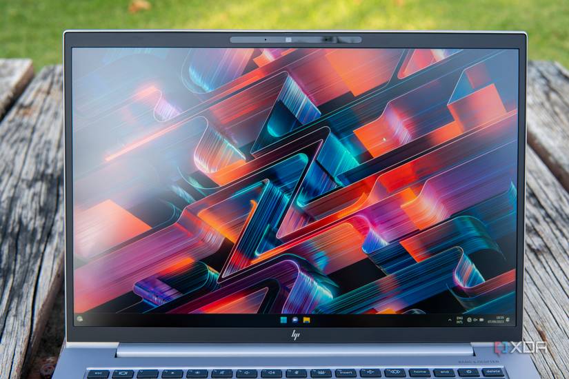 Close-up view of the display on the HP ZBook Firefly 14 G10.