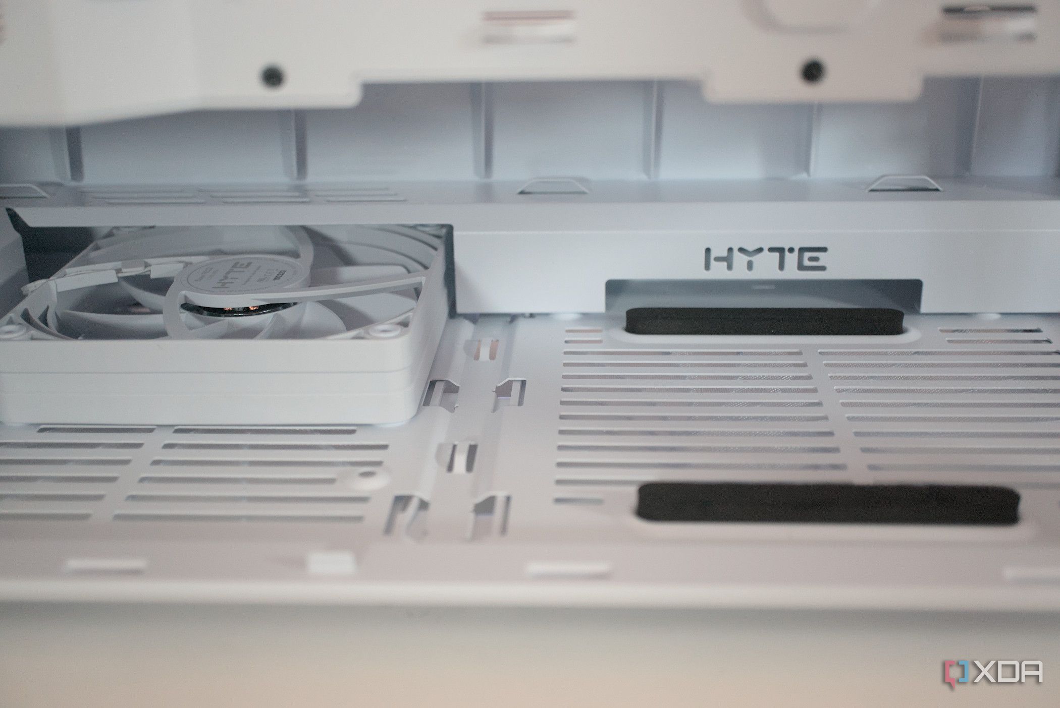 Closeup of the HYTE Y40 Snow White Edition PSU shroud fan