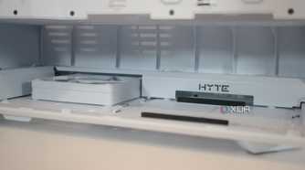 HYTE Y40 Snow White Edition PSU shroud fan