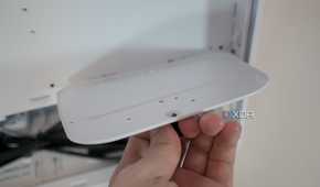 HYTE Y40 Snow White Edition SSD tray removed