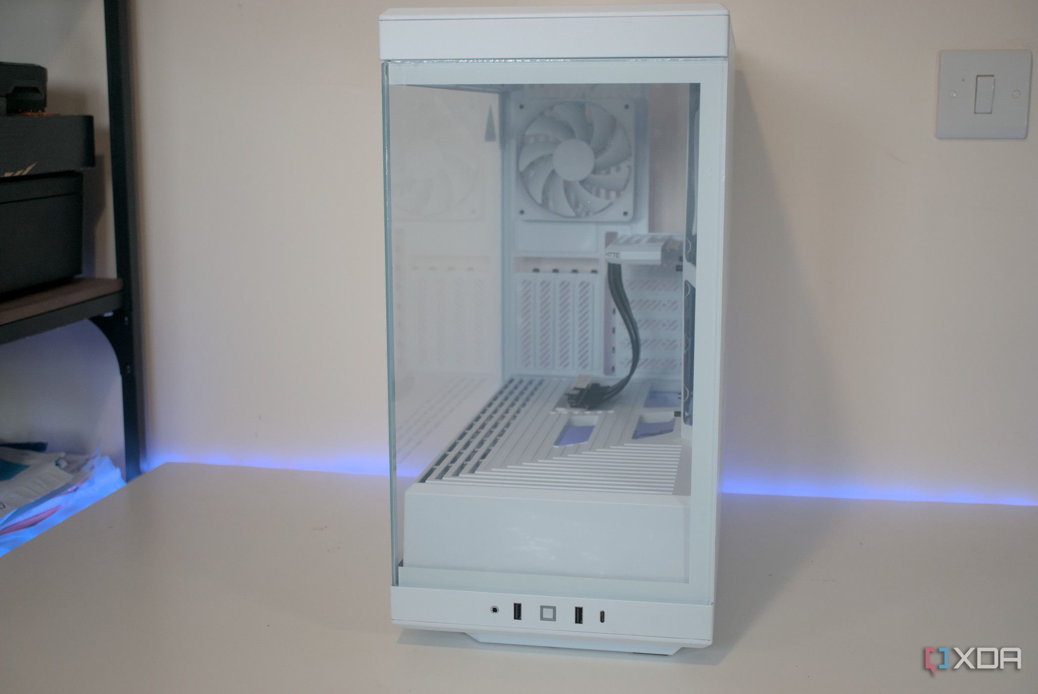 Front of the HYTE Y40 Snow White Edition