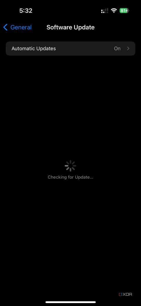 checking for updates banner in iOS settings