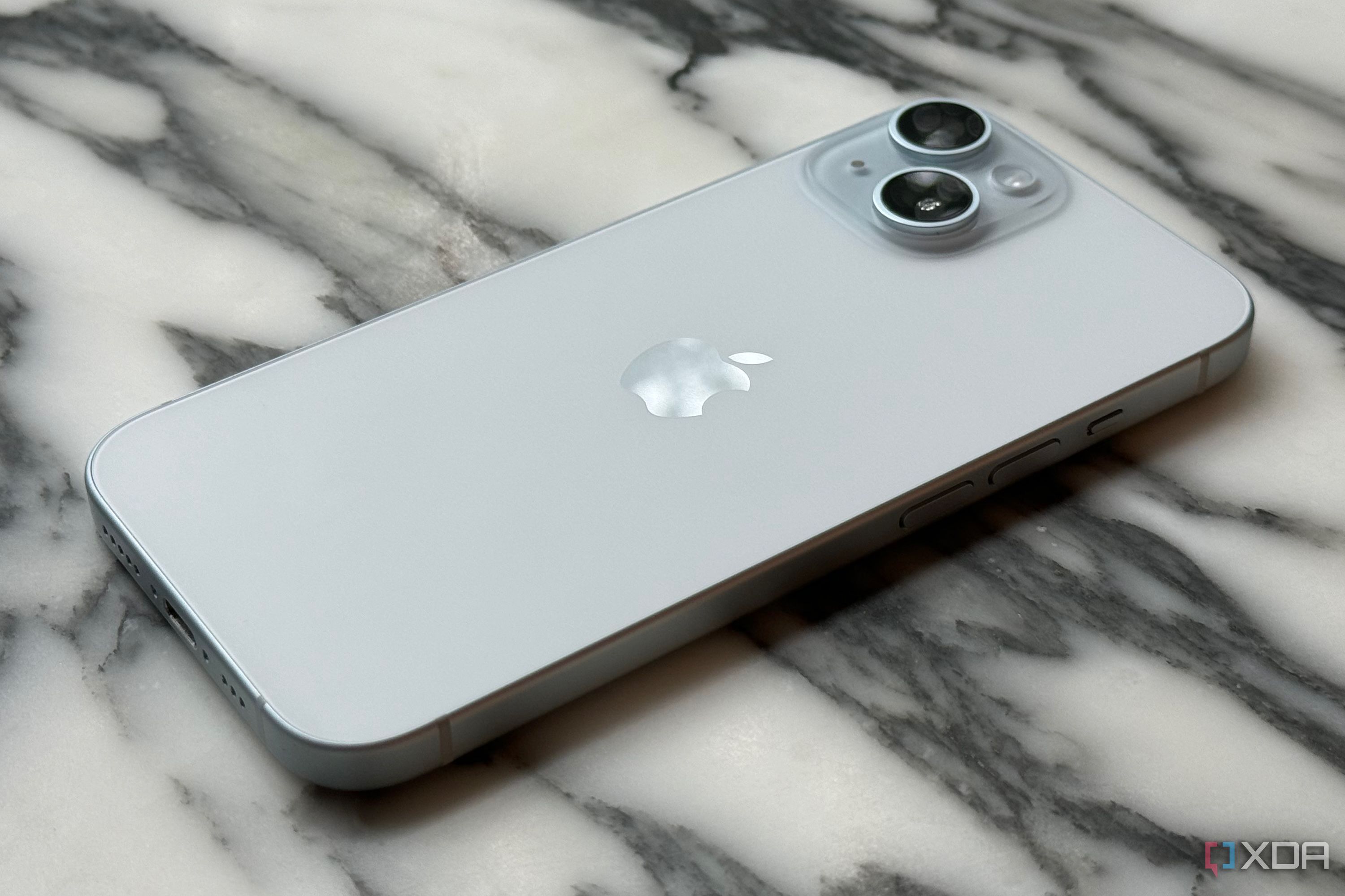 Apple - 【DNB】iPhone 15 Pro Amazon.com: Apple iPhone 15 Pro, 128GB, Black Titanium