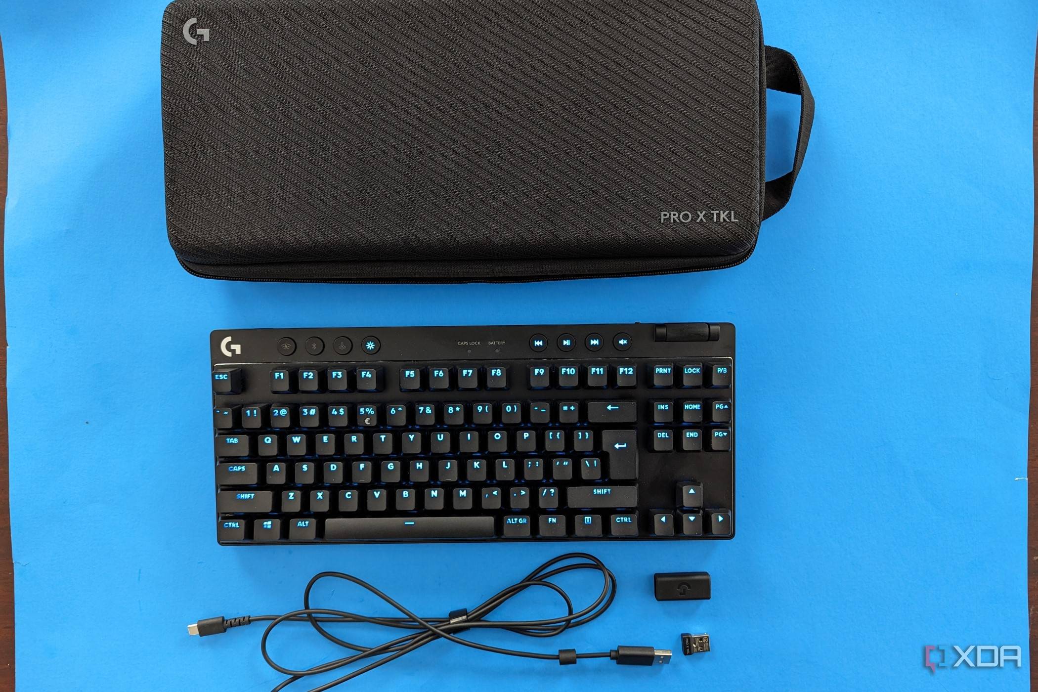 Logitech G Pro X TKL Lightspeed box showing the cables, case and dongles