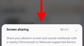 Miracast screen sharing, searching for a display on an Android smartphone