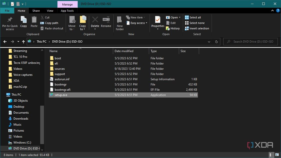 Screenshot of File Explorer in Windows 10 showing the contents of a virtual DVD drive, which include the Windows 11 setup files