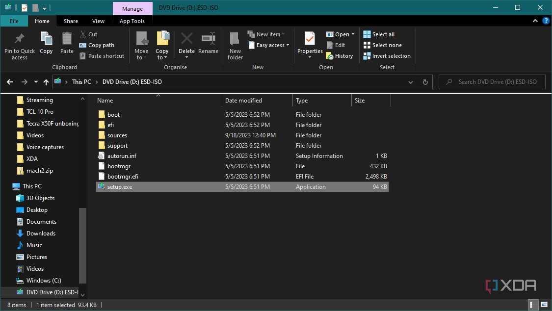 Screenshot of File Explorer in Windows 10 showing the contents of a virtual DVD drive, which include the Windows 11 setup files