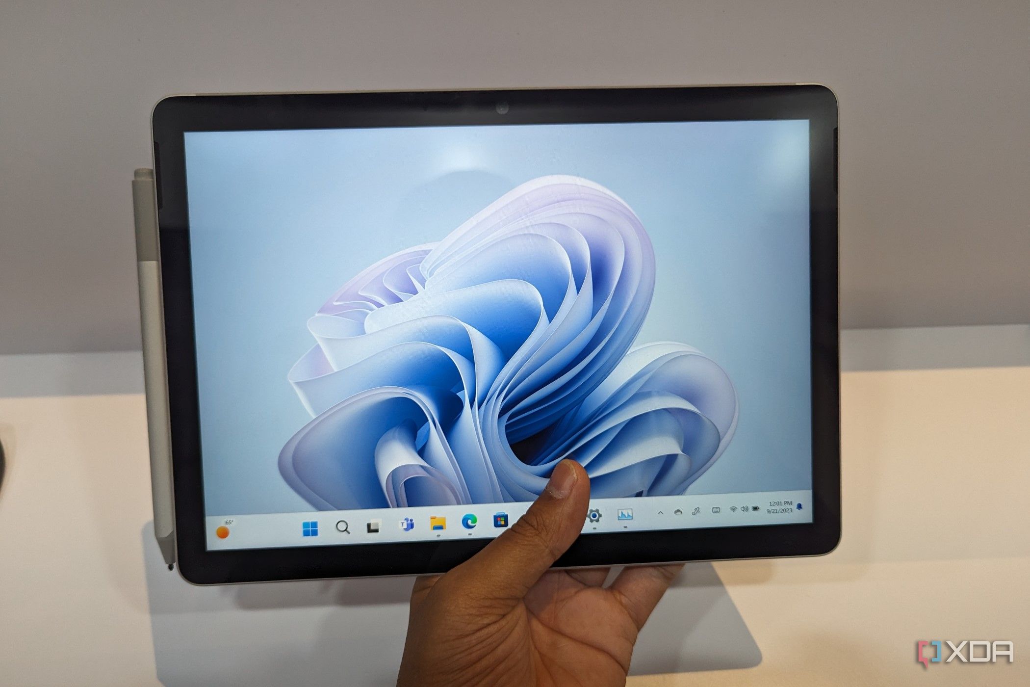 The Surface Go 4 in tablet mode on the display