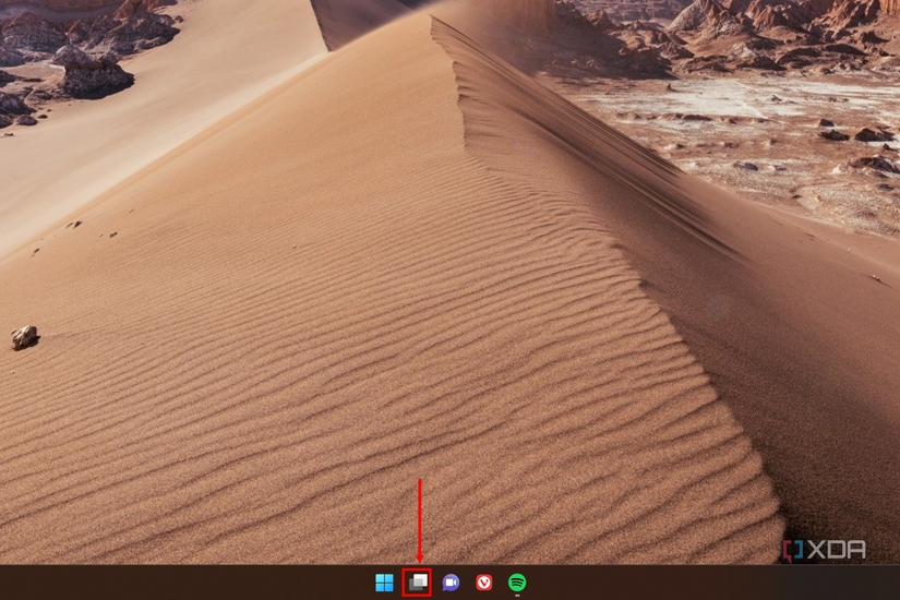 How to use virtual desktops in Windows 11