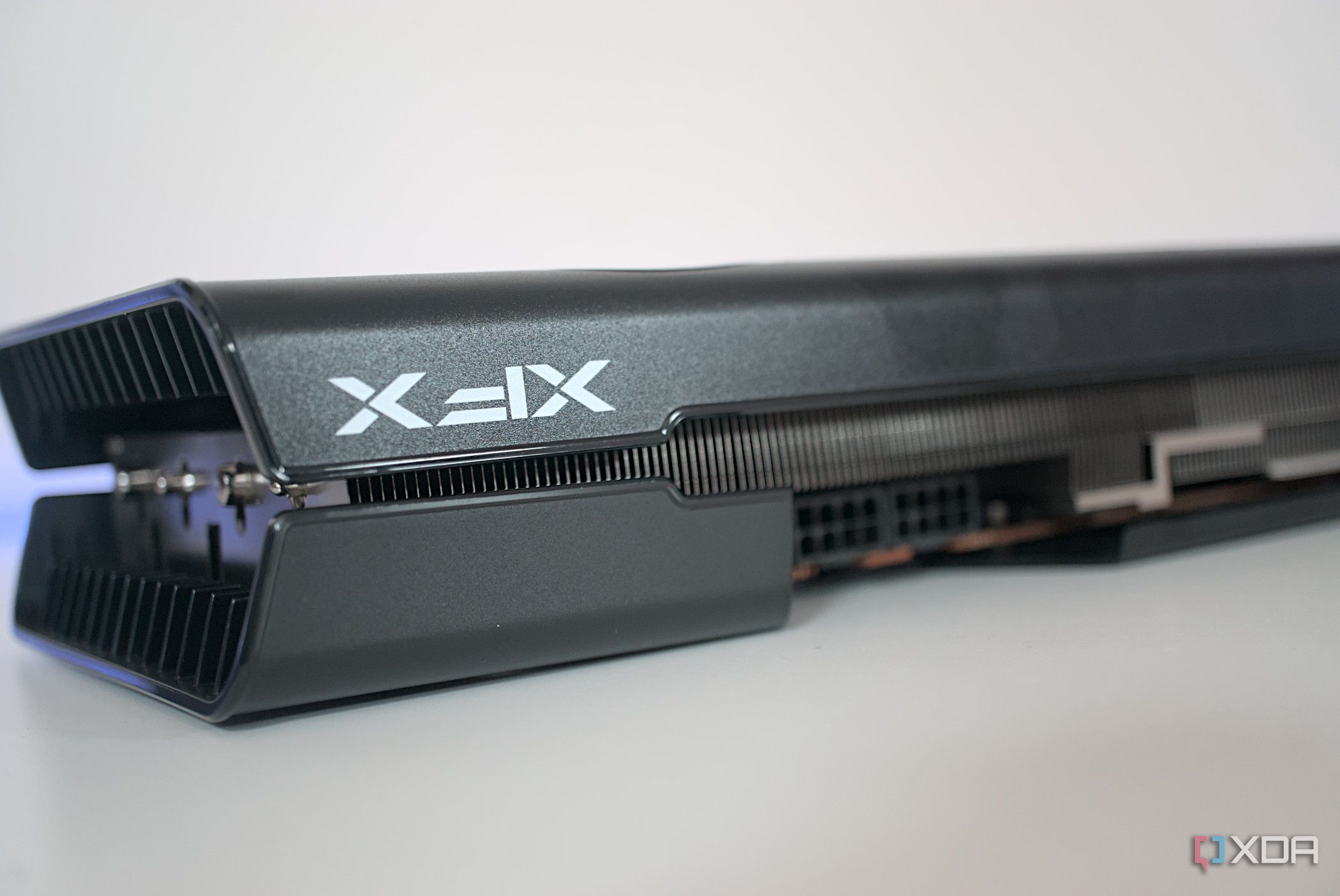 XFX Radeon RX 7700 XT Speedster 319 logo