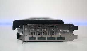xfx-radeon-rx-7700-xt-speedster-gpu-ports