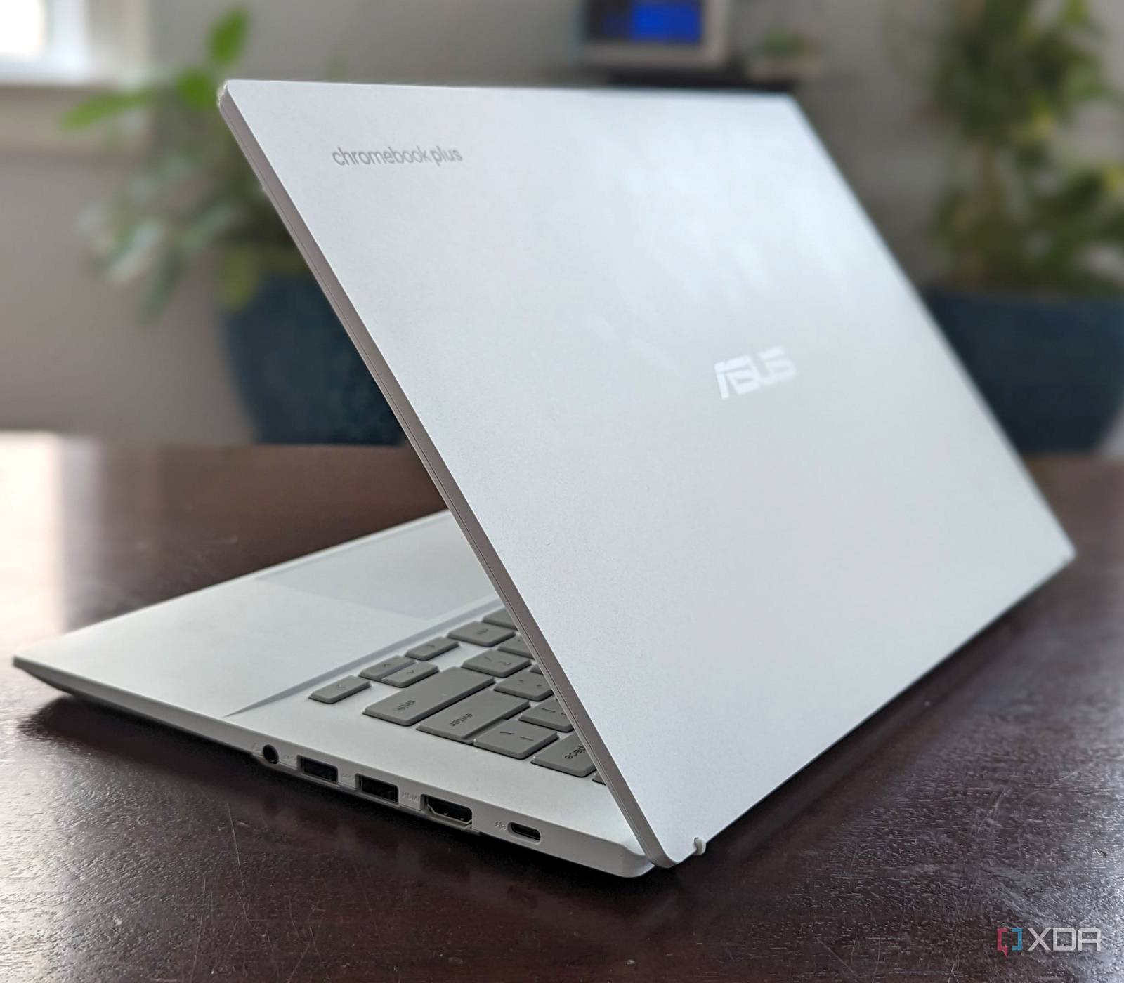 asus-chromebook-plus-cx34-4. 