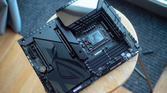 Asus-ROG-Maximus-Z790-Dark-Hero-2-3-2