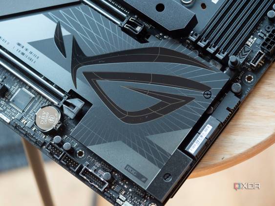 Asus ROG logo on the Maximus Z790 Dark Hero motherboard