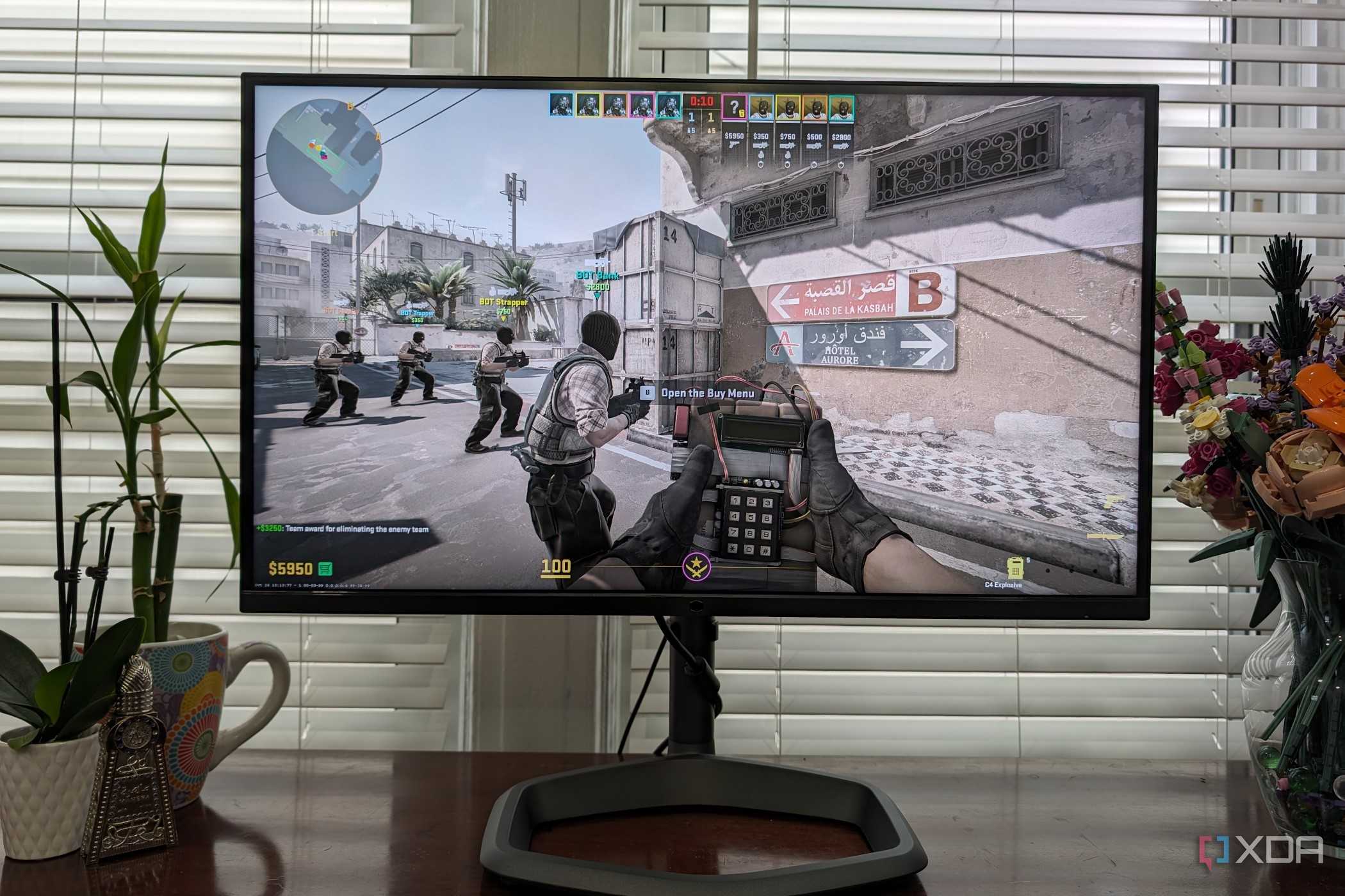 Playing Countrstrike on the Cooler Master Tempest Monitor GP27Q
