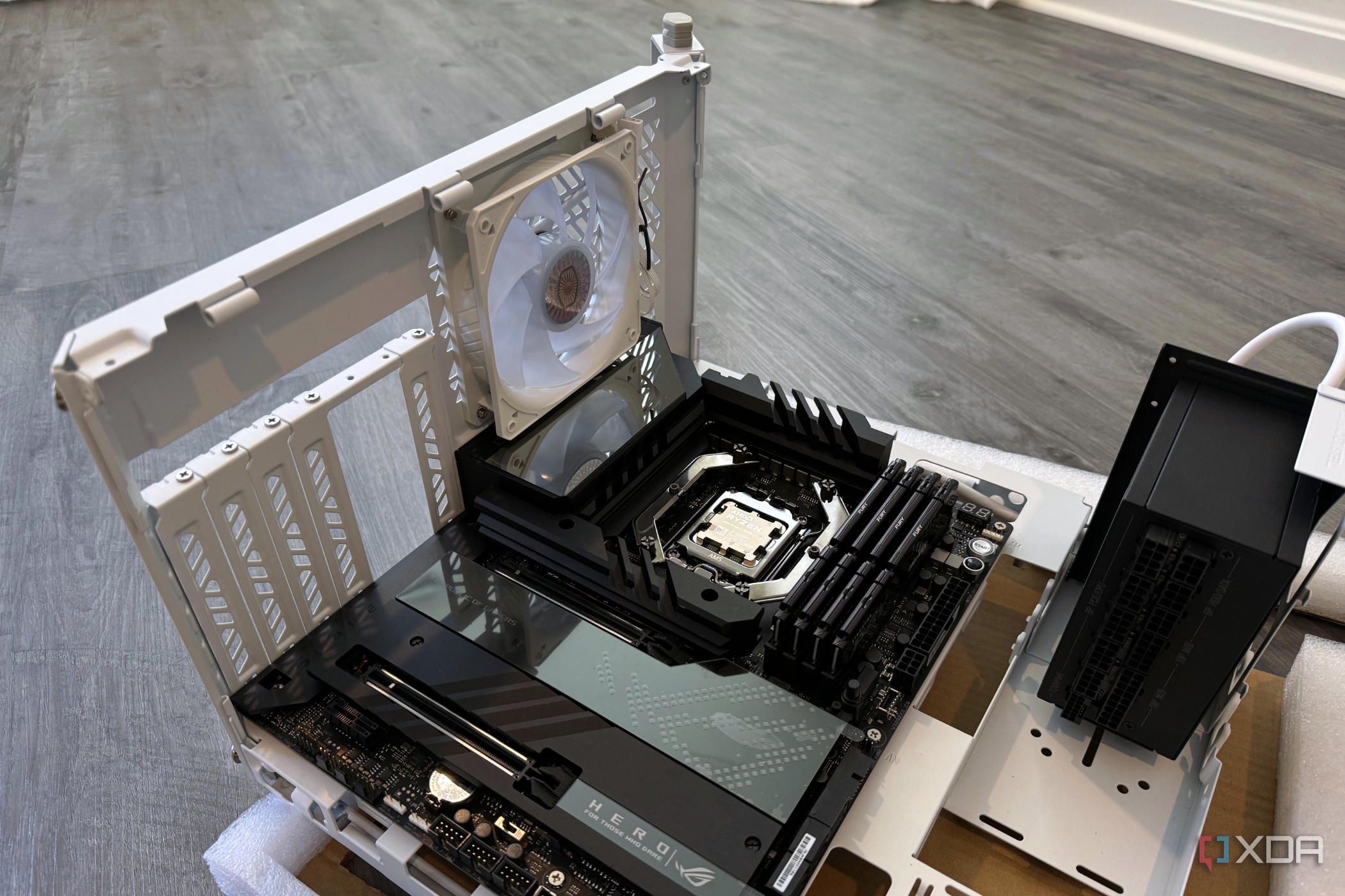 Cooler Master Qube 500 back panel installation