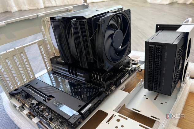 An image of a Cooler Master Qube 500 cpu cooler