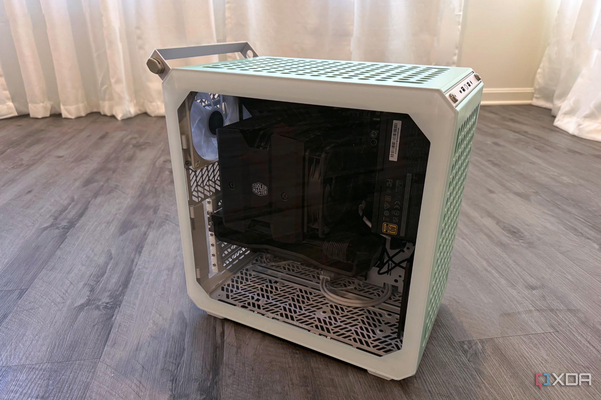 Cooler Master Qube 500 finished