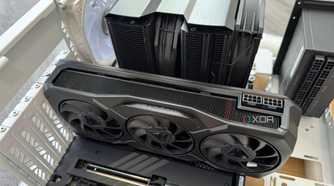 Cooler Master Qube 500 graphics card installation