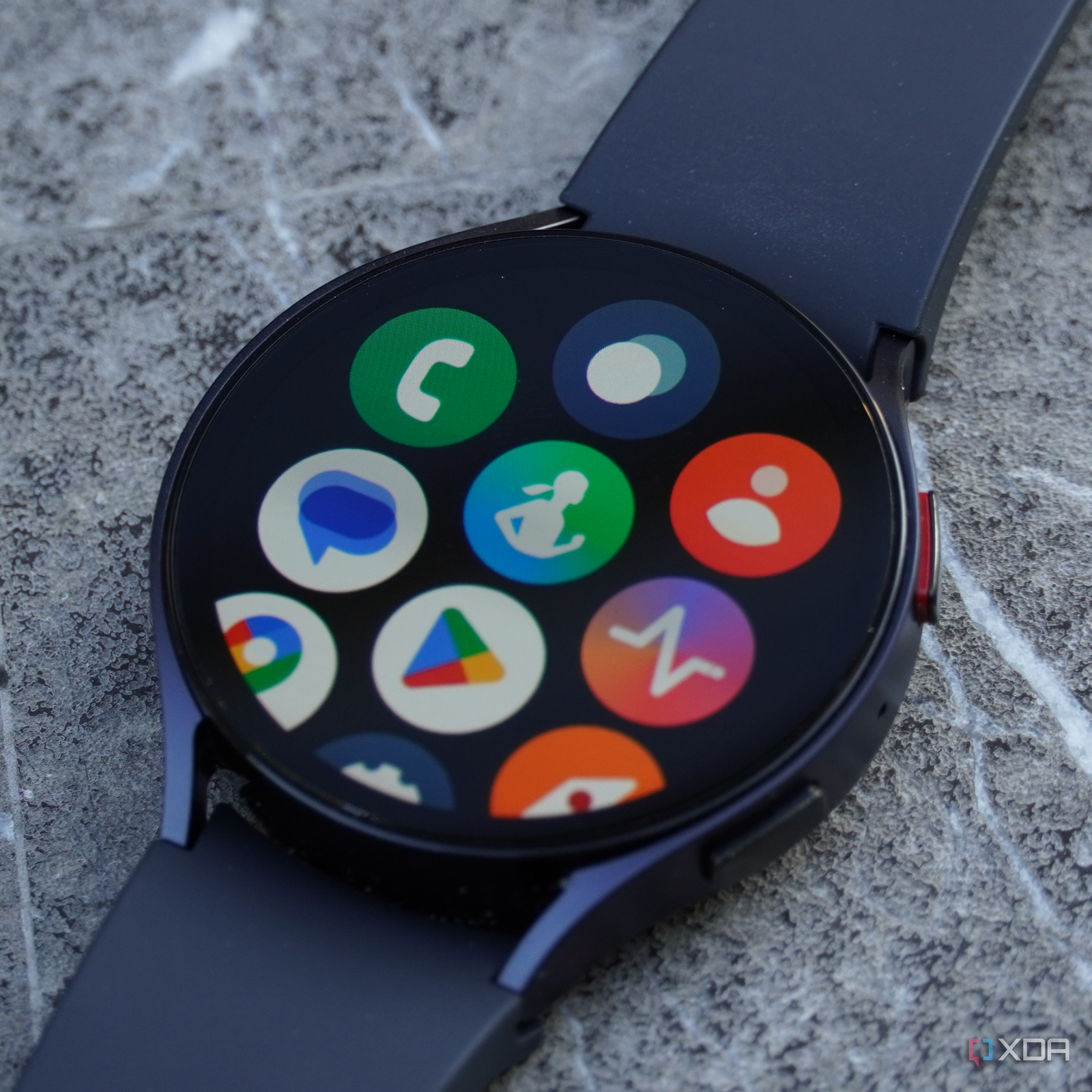 Samsung Galaxy Watch review: Stellar hardware, mediocre software