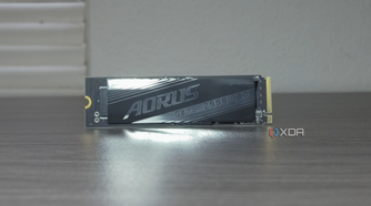 Gigabyte Gen5 12000 from the front.