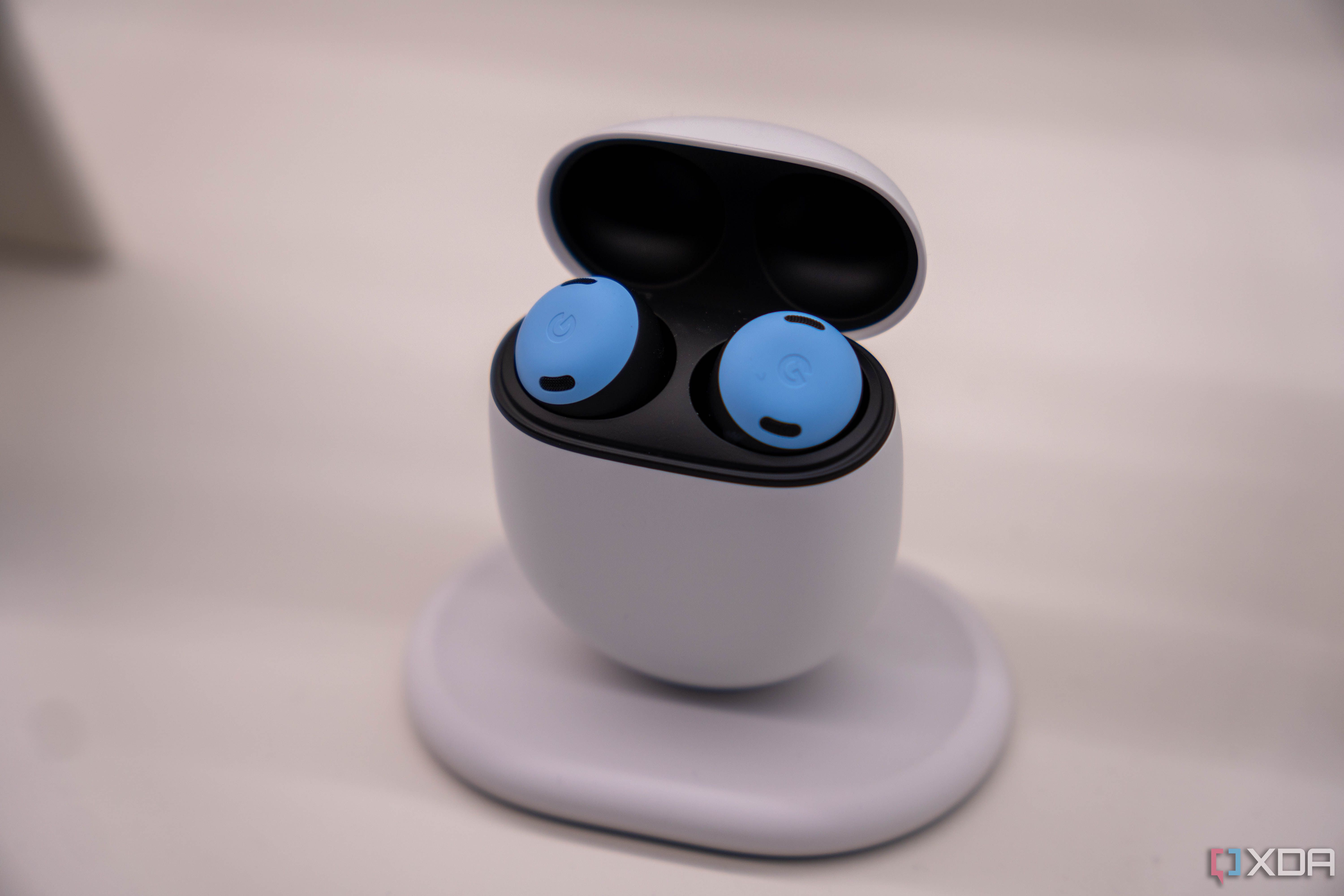 Your Pixel Buds Pro 2 will finally work fully with Windows and macOS