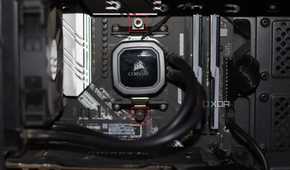 picture of an aio heatsink with its two screws highlighted