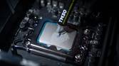 An image showing thermal paste being applied on an Intel Core i7-14700K CPU.