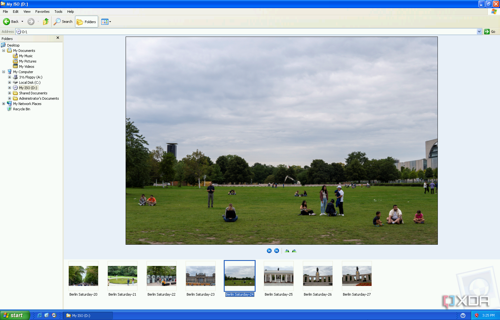 Screenshot of Windows Explorer in Windows XP, showing a large picture preview and a filmstrip at the bottom