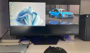 Multitasking on the Dell 4K UHD 4K Gaming monitor