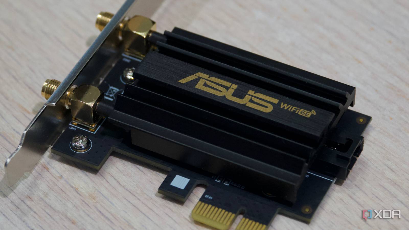 Asus PCE-AXE59BT PCB with heatsink out of the PC