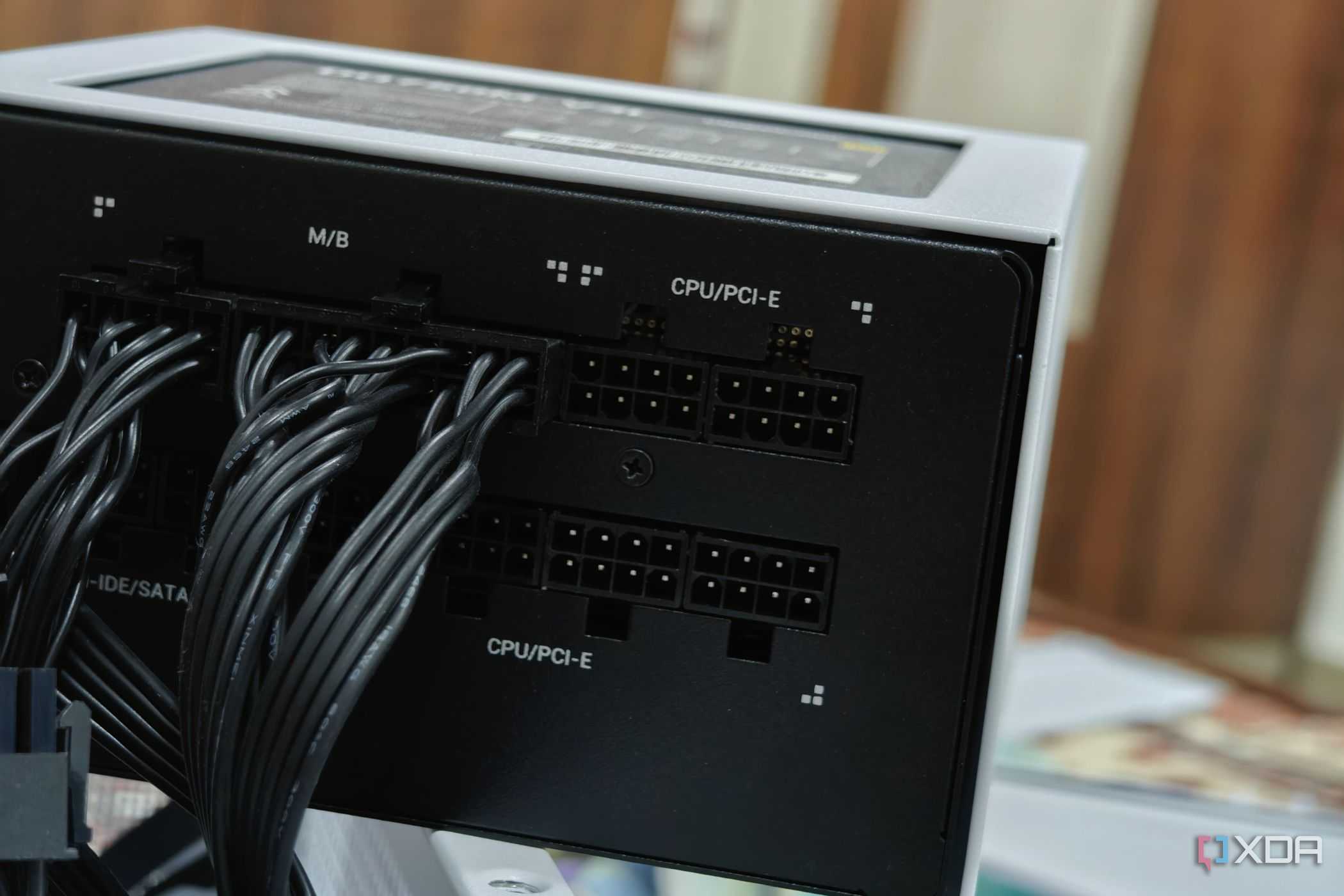 An image showing a CPU/PICe connectors on a PSU.
