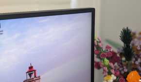 The side bezels on the Dell UltraSharp27 Thunderbolt Monitor