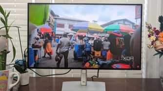 A image of a market in Guyana on the Dell Ultrasharp 27 monitor