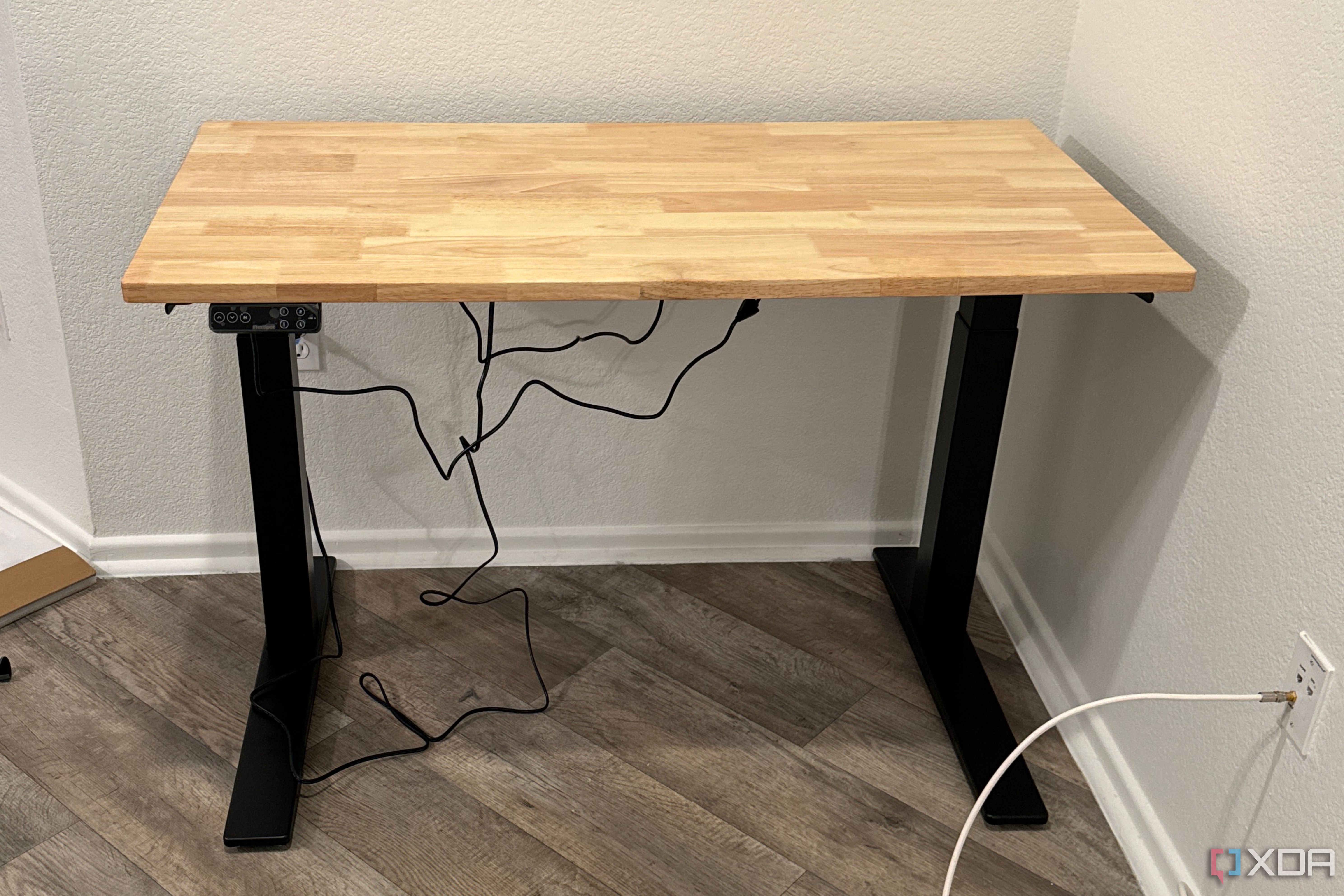 FlexiSpot E7 Pro review: An excellent standing desk for working