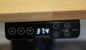 The height adjustment display on the FlexiSpot E7 Pro standing desk.