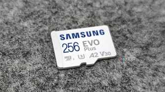 An image showing the front side of a microsd card kept on a felt pad.