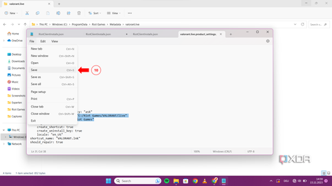 A dropdown menu is open in the text editor with the "Save" option highlighted by a red arrow.