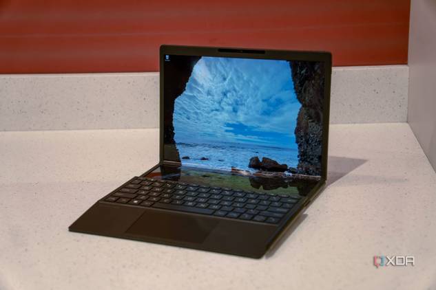 HP Spectre Foldable-30-1