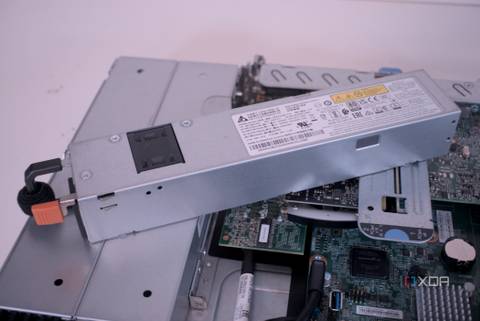 Stacked image of the Lenovo ThinkServer SR250 V2