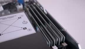 Lenovo ThinkServer SR250 V2 system memory