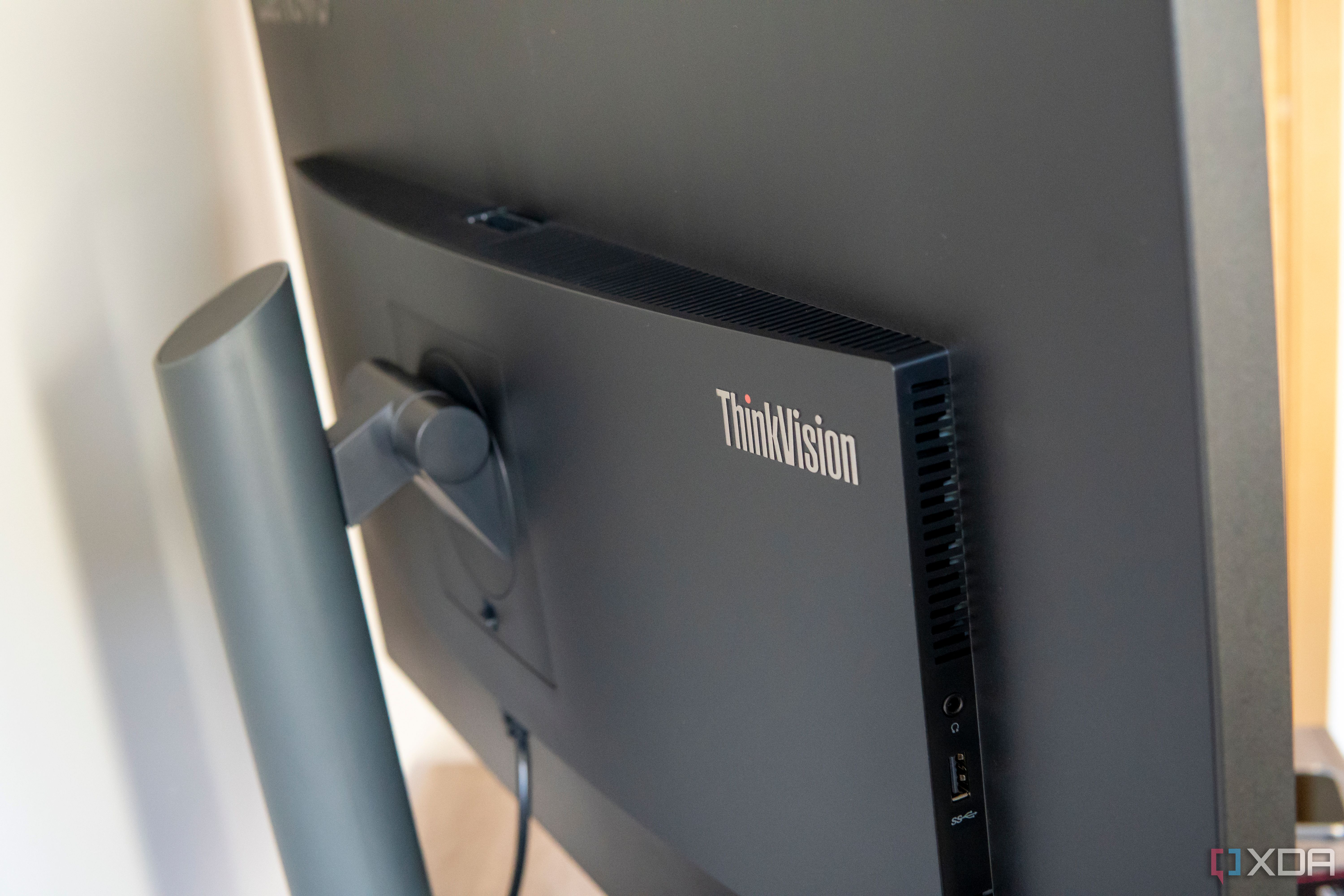 Lenovo ThinkVision P32p-30 monitor review: A big screen to boost your ...