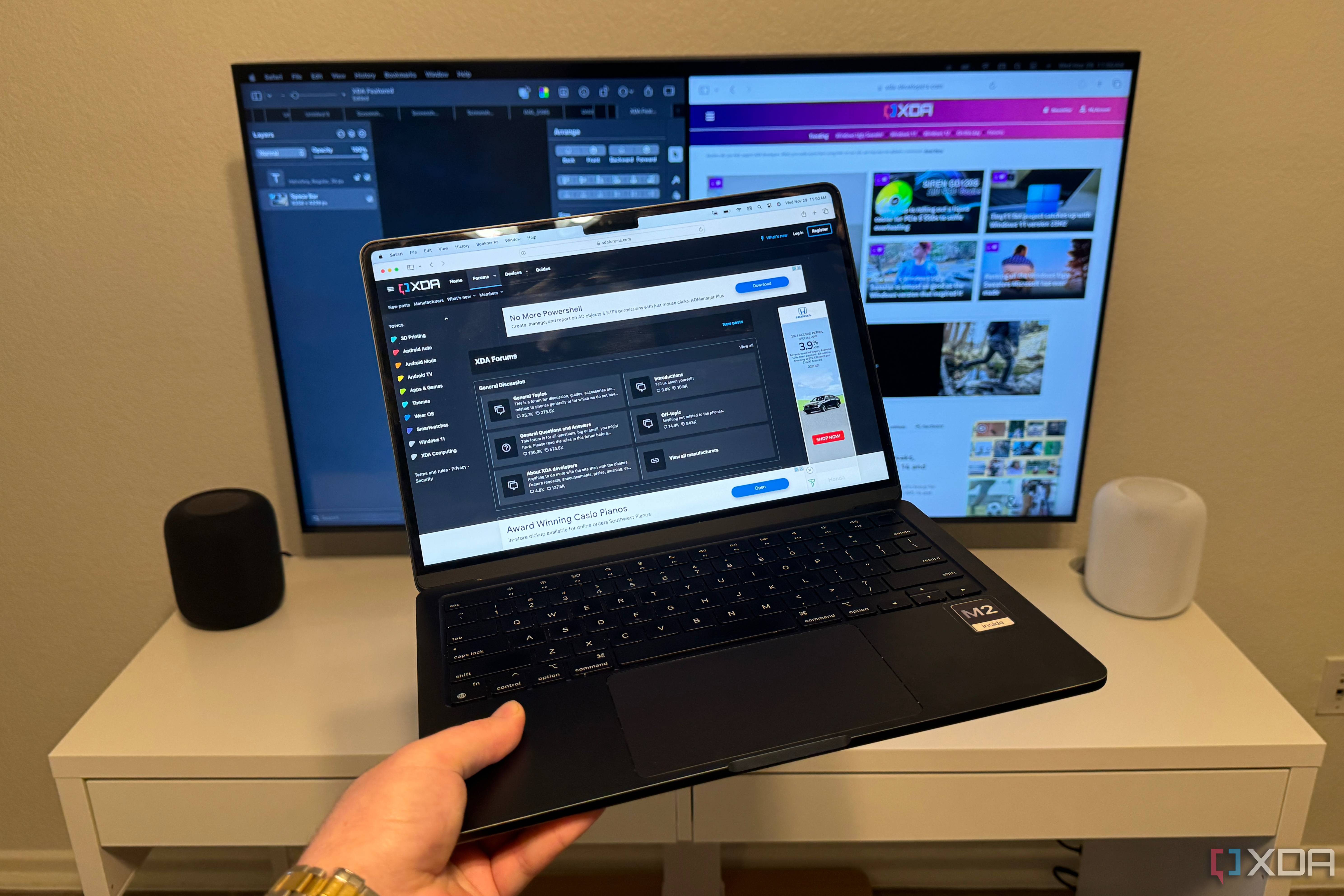 Using a wireless extended display with an M2 MacBook Air and an Apple TV.