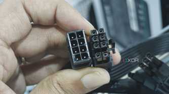 An image showing a combined PCIe 8-pin connector next to a GPU connector.