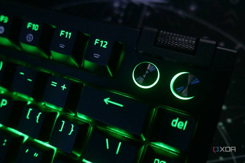 Razer BlackWidow V4 75% keyboard review: Changing the game