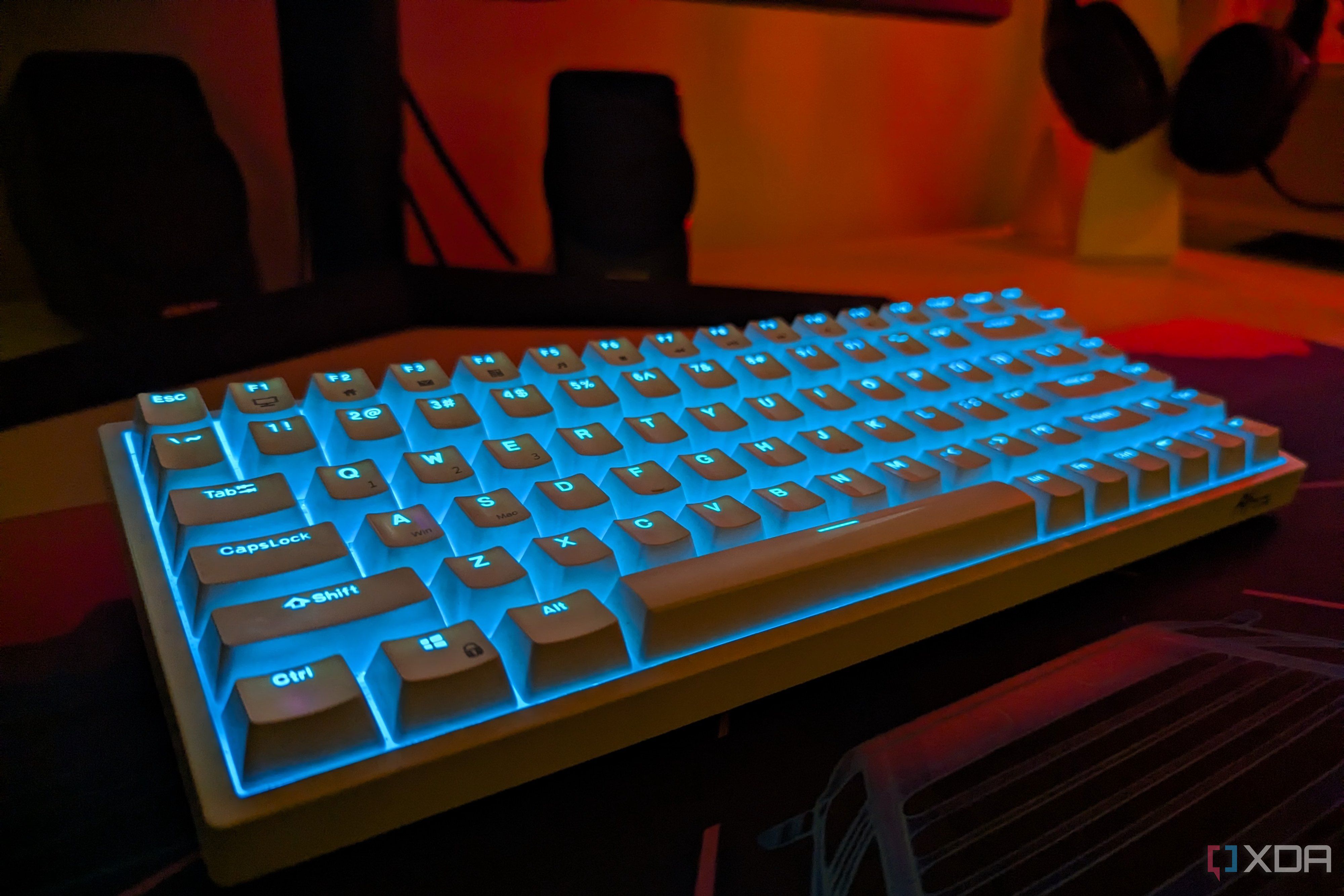 royal-kludge-rk84-keyboard-