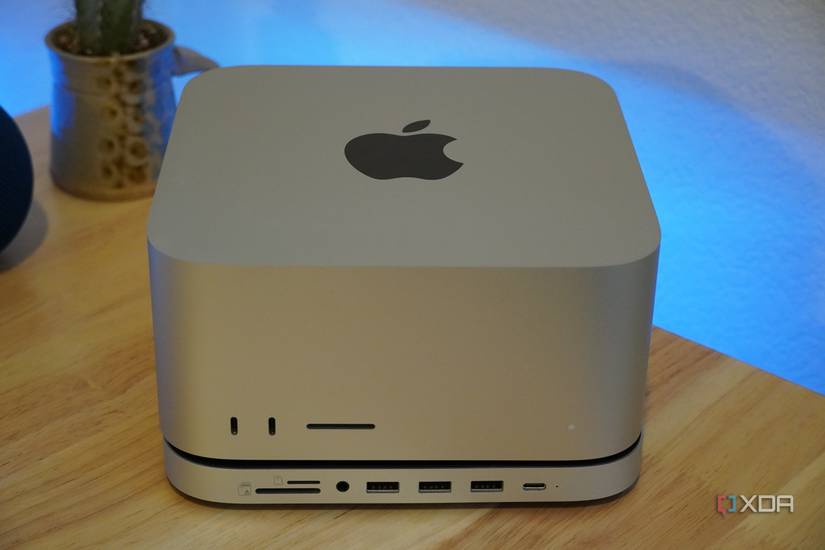 The design of the Satechi Stand & Hub when under a Mac Studio.