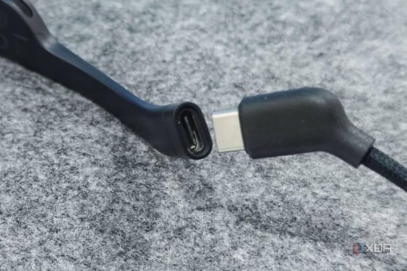 An image showing the XREAL Air 2 USB-C port next to an angled connector.